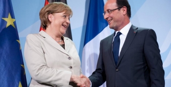 Меркель и Олланд вновь поддержали антироссийские санкции