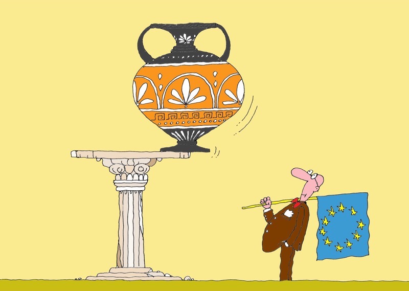 Рейтинговые агентства повышают оценки вероятности дефолта Греции