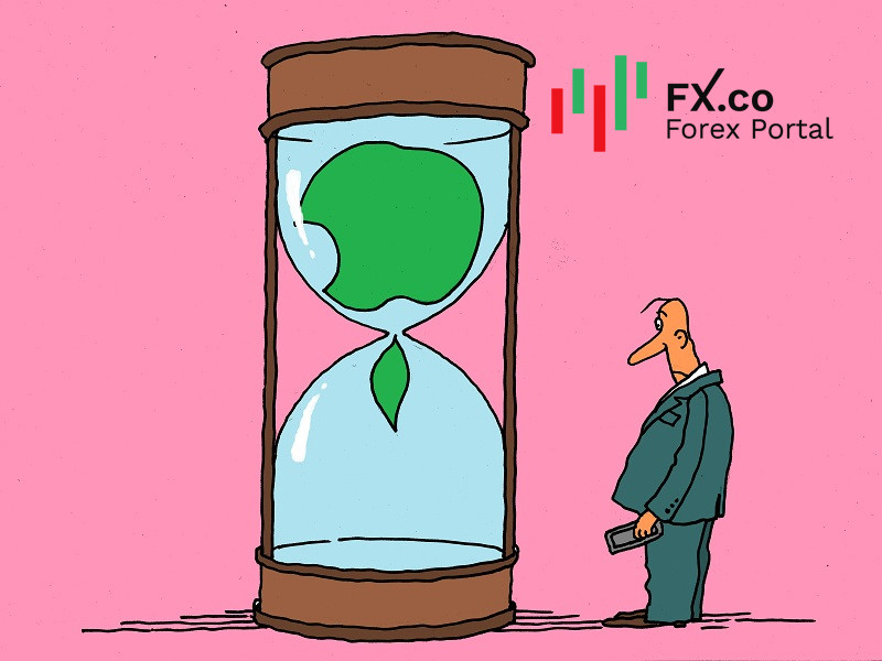 Трудный период для Apple настал: производство налажено, но спрос упал