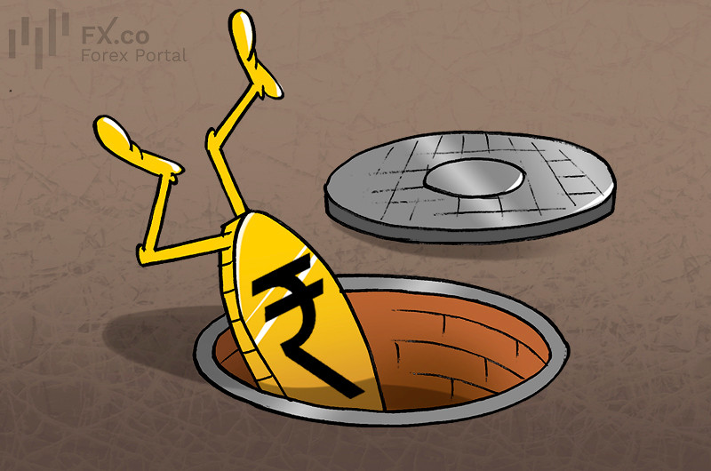Indian rupee falls to record low