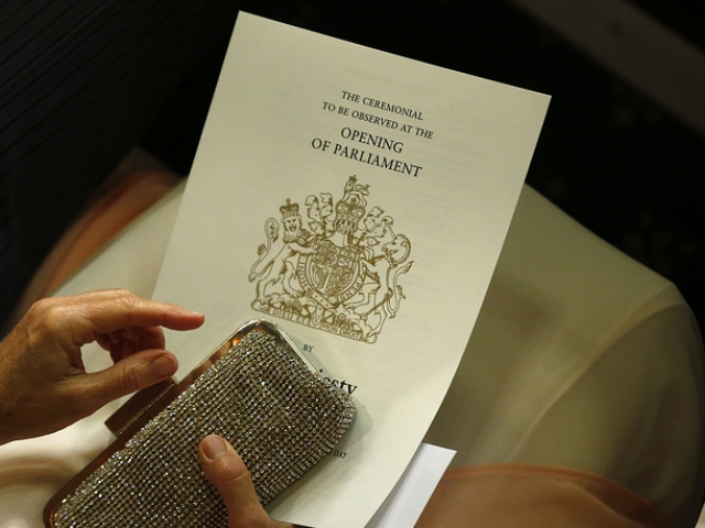 Queen Elizabeth II presents UK government agenda 