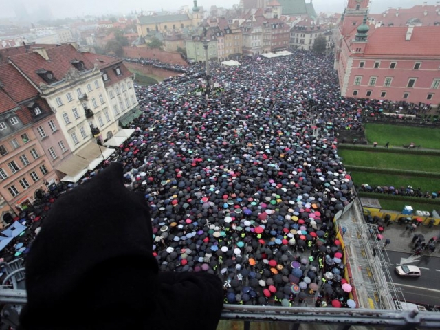 Polish women's "Black Protest"