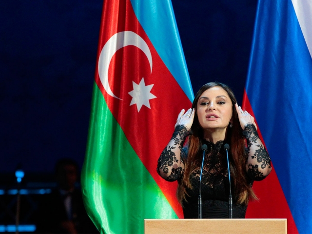 В Азербайджане на должность вице-президента утверждена супруга главы государства