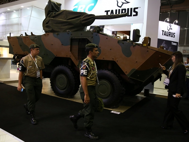 В Бразилии открылась выставка вооружений LAAD