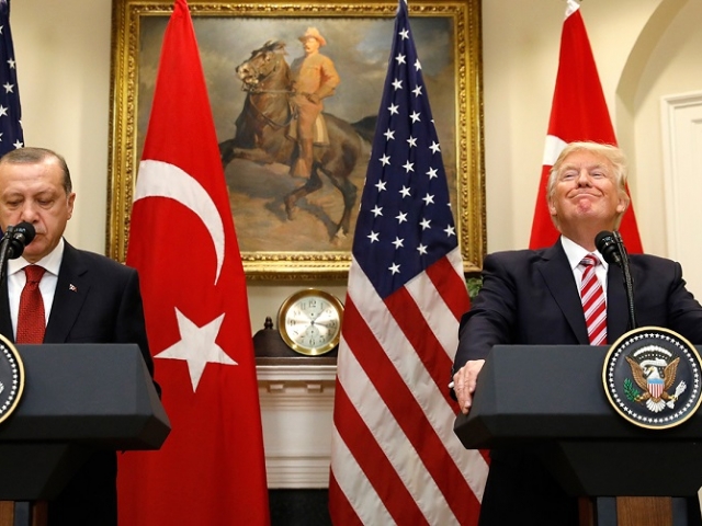 The sides have reached a deal for 20 minutes: the first meeting between Trump and Erdogan