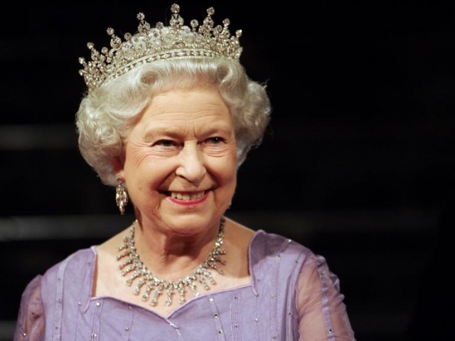 Top-7 richest monarchs in the world