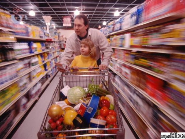 10 типичных ошибок покупателя: как сэкономить деньги в продуктовом магазине