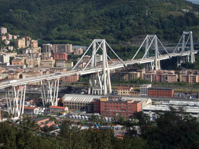 Italy bridge collapse