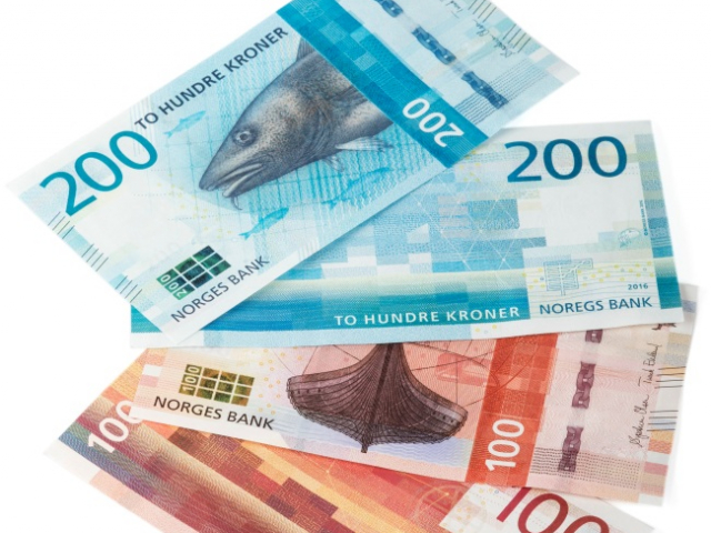 Seven most commonly counterfeited currencies 