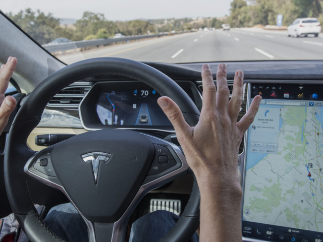 pelaburan yang menguntungkan: Saham Tesla meningkat kepada 5 kali ganda pada tahun 2025