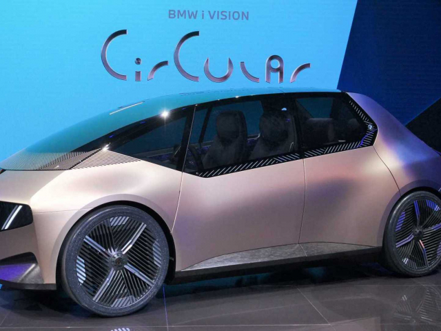 Машины из будущего: самые необычные концепт-кары, представленные на автосалоне в Мюнхене 