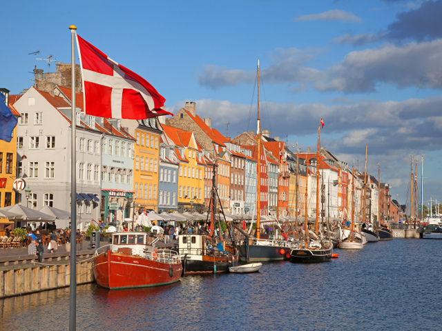 5 happiest countries according to World Happiness Report 