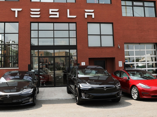 Con cưng của tháng 6 năm 2022: cổ phiếu của Tesla, Apple và DocuSign