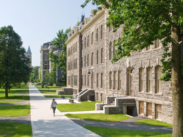 Top 7 universities with the most billionaire alumni