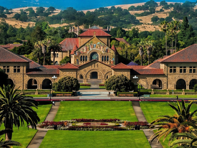 कैलिफोर्निया में शीर्ष 5 विश्वविद्यालय