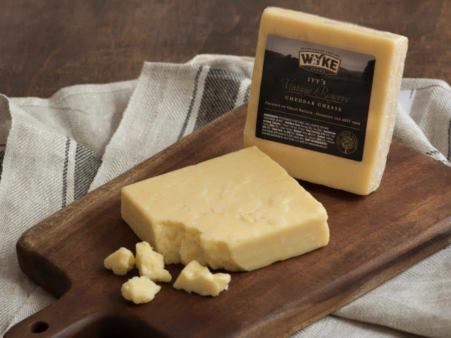 Топ-5 самых дорогих в мире сыров
