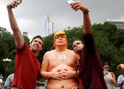 Naked statues of Donald Trump in U.S. cities 