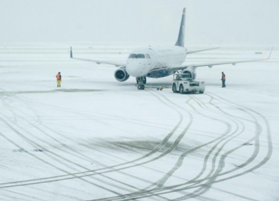 Unprecedented snowfall pounds Istanbul