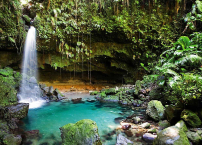 Tasik yang paling indah di Bumi