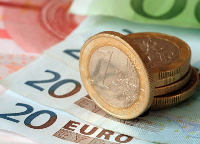 Европад: пять причин падения евро в 2020 году