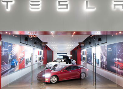 Investiție lucrativă: acțiunile Tesla vor crește de 5 ori p&acirc;nă &icirc;n anul 2025