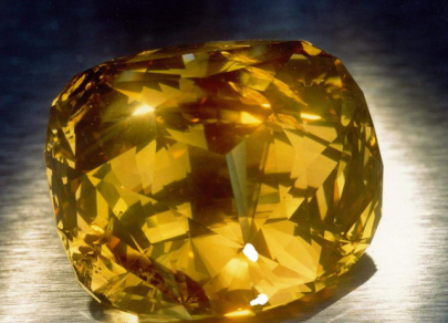 दुनिया के 7 सबसे बड़े हीरे