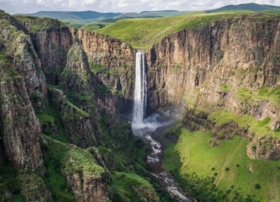 В потоке: 5 выдающихся водопадов мира