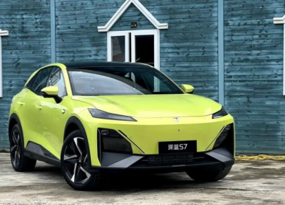 Новинки компании Changan на автосалоне в Чэнду-2025