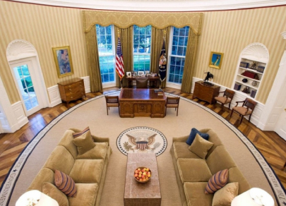 Как менялся интерьер Овального кабинета при разных президентах