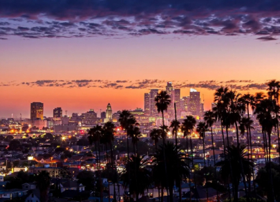 Самые знаменитые столицы вечерней неон-эстетики