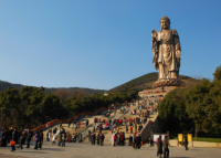 Obras maestras colosales: cinco de las estatuas más grandes de la Tierra