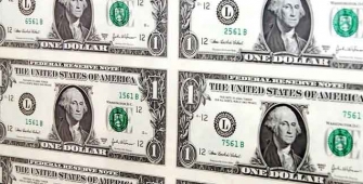 Dollar Climbs After U.S. Manufacturing Data