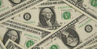 U.S. Dollar Climbs on Interest Rate Optimism