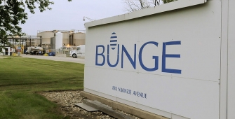 Bunge Fends off Glencore, Hires JPMorgan and Shearman & Sterling