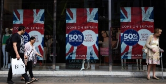 UK July Like-For-Like Sales Rise 0.9 Percent