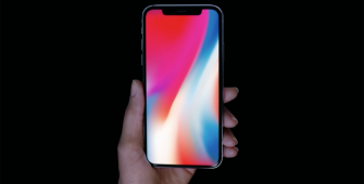 Apple Shares Turn Negative on Delayed iPhone X Launch 