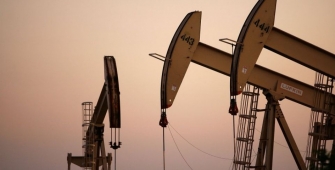 Oil Prices Extends Decline as IEA Stokes Skepticism over Demand Prospects 