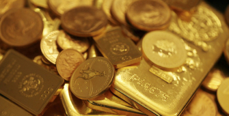 Gold Prices Climb on Safe-Haven Support