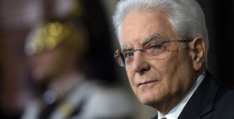 Italian Populist Parties Restart Talks to Establish Government 