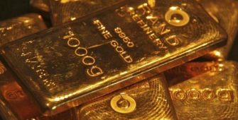 Gold Prices Edge Up on Trade War Concerns 