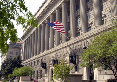 Розничные продажи в США в марте выросли на 0,6%