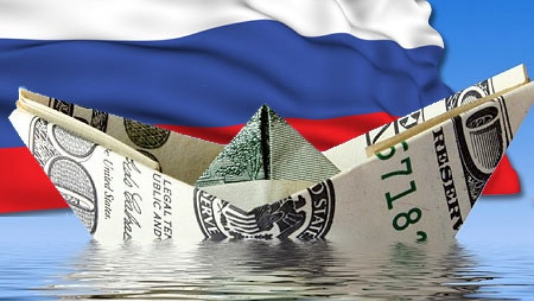 Медленно, но верно: Россия прощается с долларом, а он никак не уходит