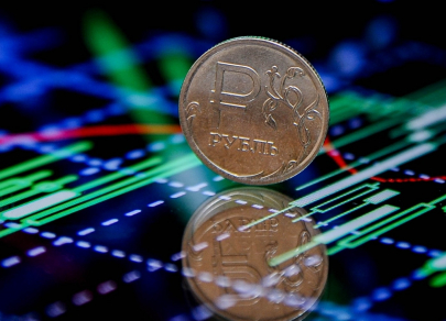 Хотя рубль укрепляется, страх ослабнуть, похоже, не скоро еще его отпустит