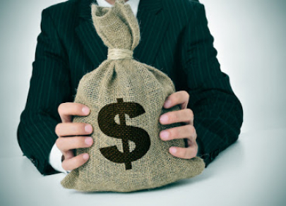 Россия не спешит развязывать денежный мешок с оглядкой на рынок нефти