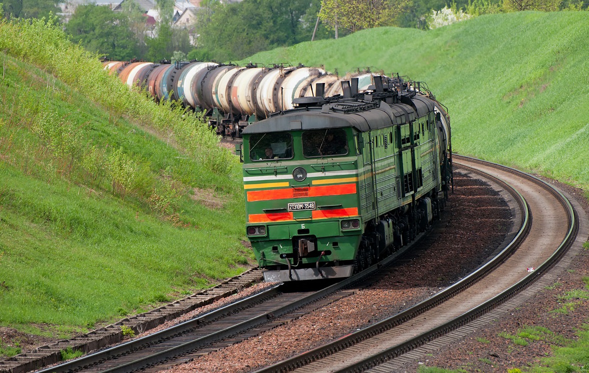 Экономика РФ: слышим скрип локомотива, но замедлимся красиво!