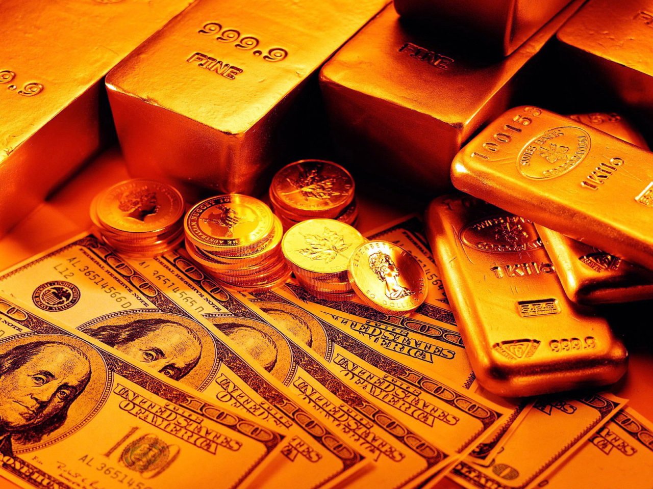 Золото вместо долларов: Россия взяла курс на закупку драгметалла