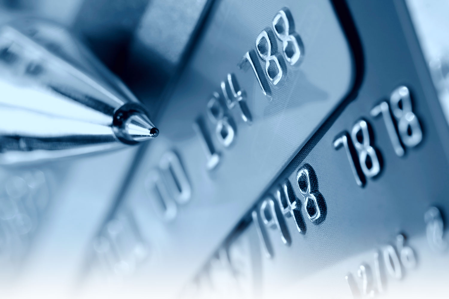 Visa введет бесконтактную оплату покупок до 3 тысяч рублей