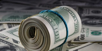 Эксперты прогнозируют дефицит валюты в РФ и удорожание доллара до 70 рублей