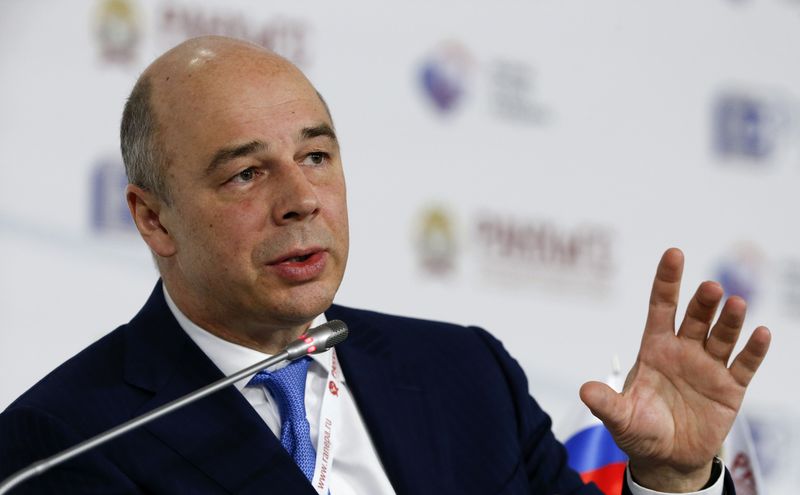 Покупателей госдолга нет, но Минфин не отчаивается