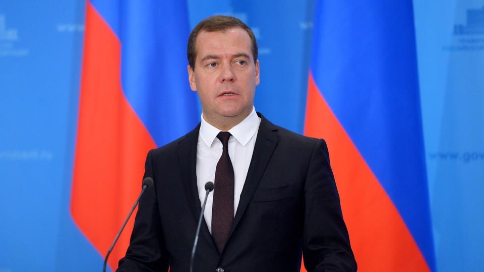 Премьер РФ: Необходимо обновить системы контроля и надзора